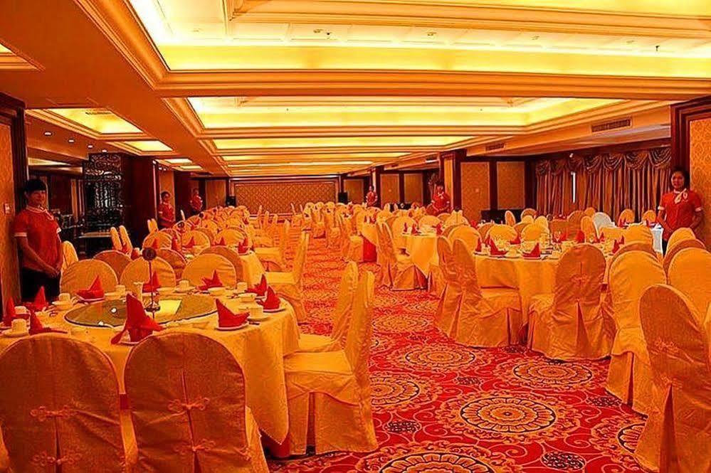 New Beacon Runfeng International Hotel Wuhan Bagian luar foto